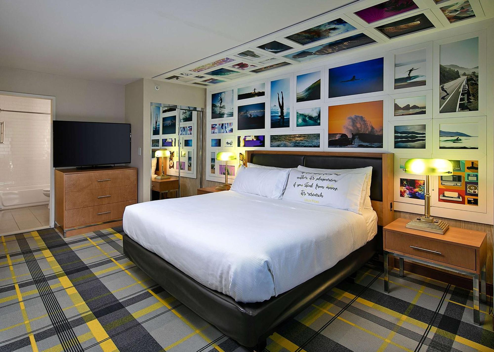 Grand King Suite,1551305821:JPEG