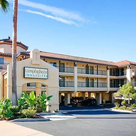 Lamplighter Inn & Suites-2