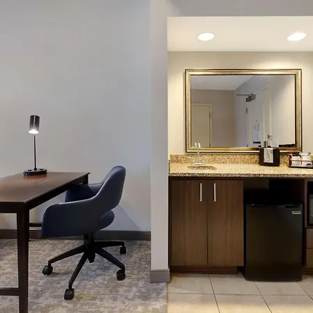 Hampton Inn&Suites San Luis Obispo-3
