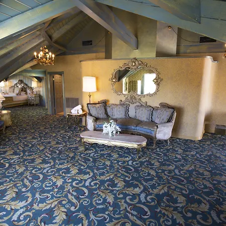 Madonna Inn-2