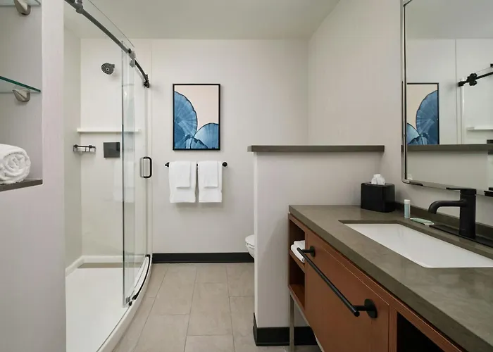 Courtyard By Marriott San Luis Obispo Hotel